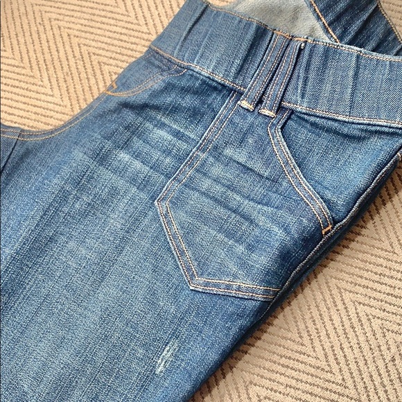 Old Navy Boot Cut Maternity Jeans - Picture 3 of 5